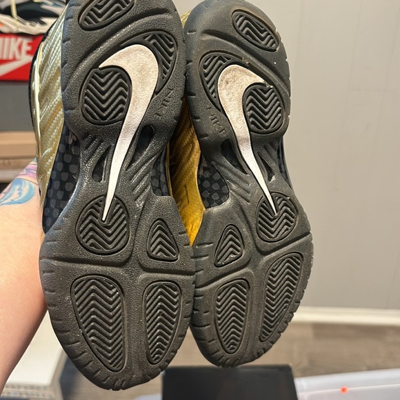 With box - Picture 5 of 5